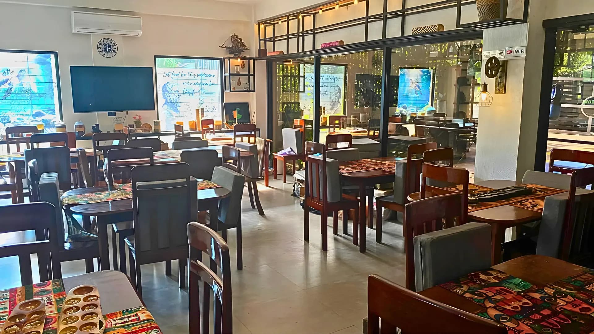 Tres Verdes Hub restaurant