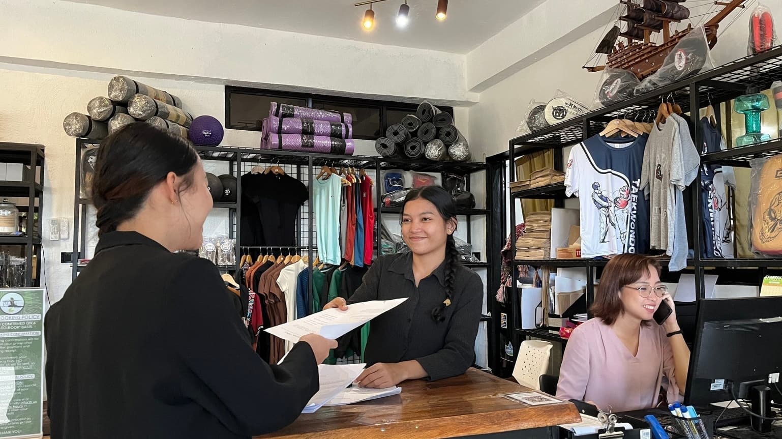 Professional and strategic reception and support services